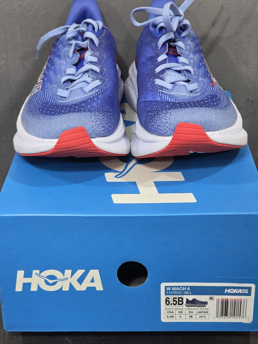 Womens Hoka Mach 6 Running Shoes 6.5 Like New - Picture 4 of 5